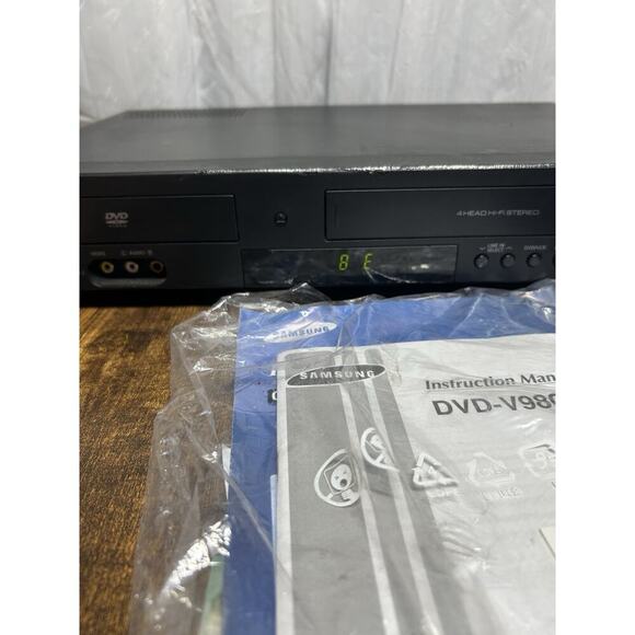 Samsung DVD-V9800 DVD VHS Combo Player HDMI 4Head Hi-Fi No Remote READ - Picture 15 of 15